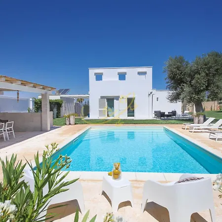 Td Patrizia Pool & Alfresco Kitchen *
