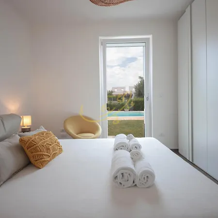 Villa Td Patrizia Pool & Alfresco Kitchen Monopoli